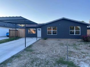 412 E Bowie St, Del Rio, TX 78840