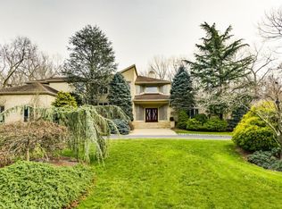 10 Evan Dr, Morganville, NJ 07751