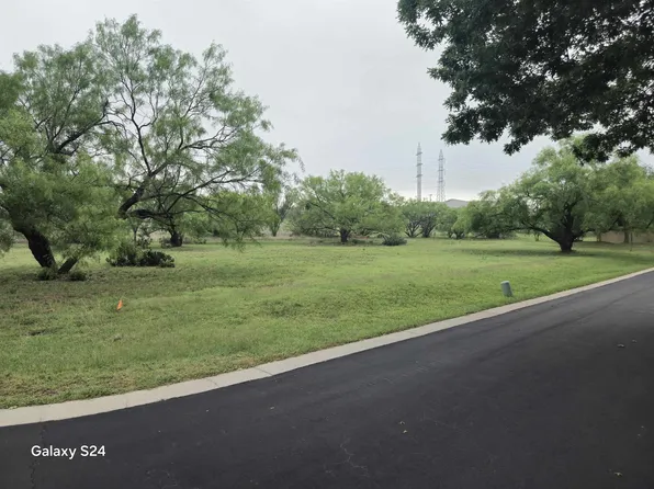 205 Longhorn Street, Horseshoe Bay, TX 78657