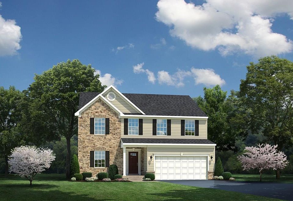 1st image of 210 Mayberry Ct
