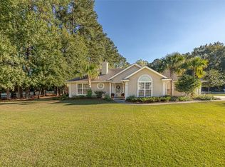 105 Shadowlake Dr, Brunswick, GA 31525