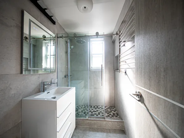 2531 East 7th Street image 30 of 37