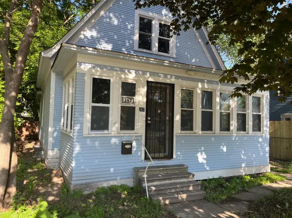242 Penn Ave N, Minneapolis, MN 55405