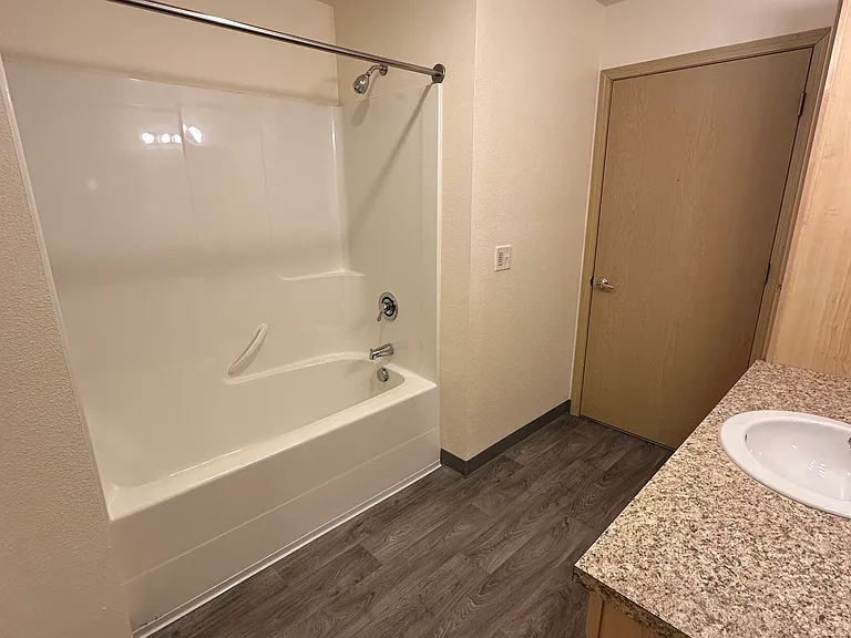Wildflower Apartments — Photo 10