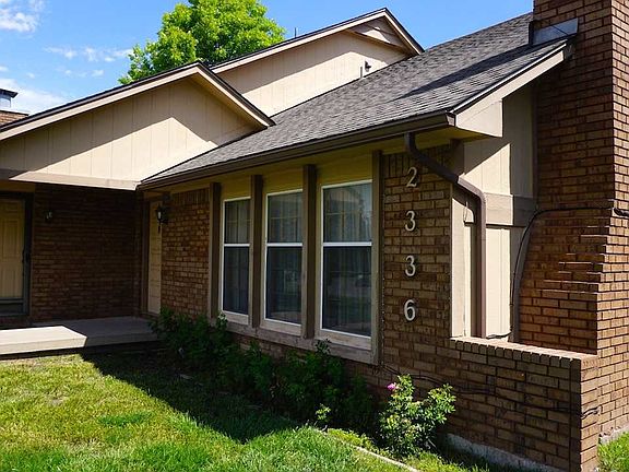 2nd image of 2336 N Walden Dr