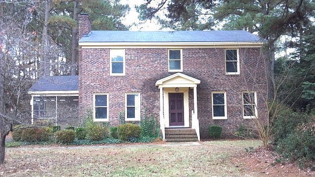 1st image of 121 Shannon Ct