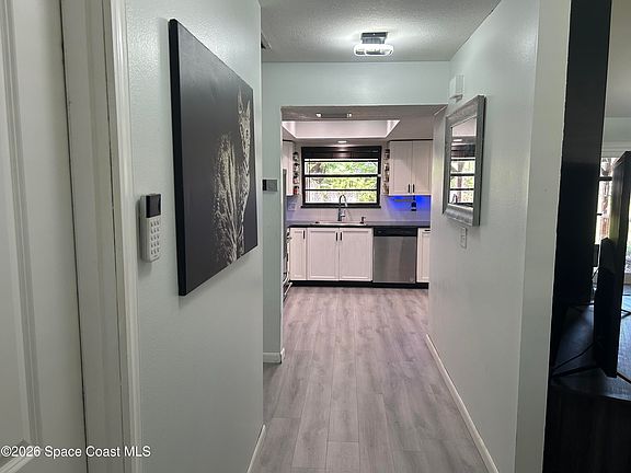 5th image of 135 Palm Cir