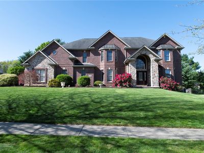104 Walden Pond Ln, Cranberry Township, PA, 16066
