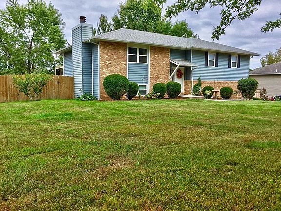 2nd image of 8100 N Chesley Dr