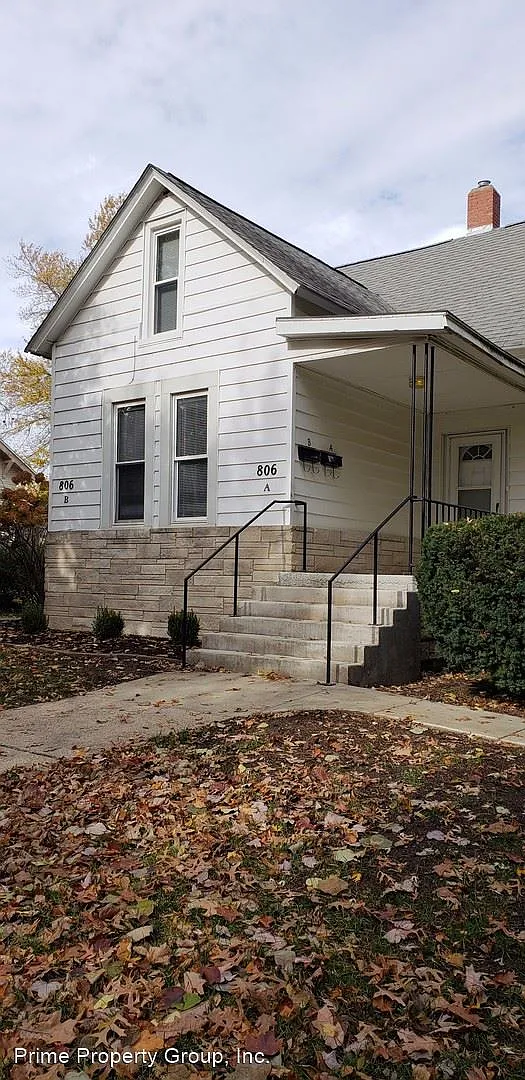 806 W Healey St APT A photo 1
