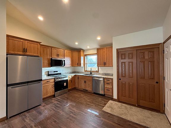 2nd image of 2405 Harvard Dr