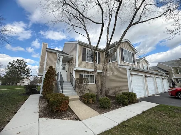 2124 Northwind Cir, Schaumburg, IL 60194