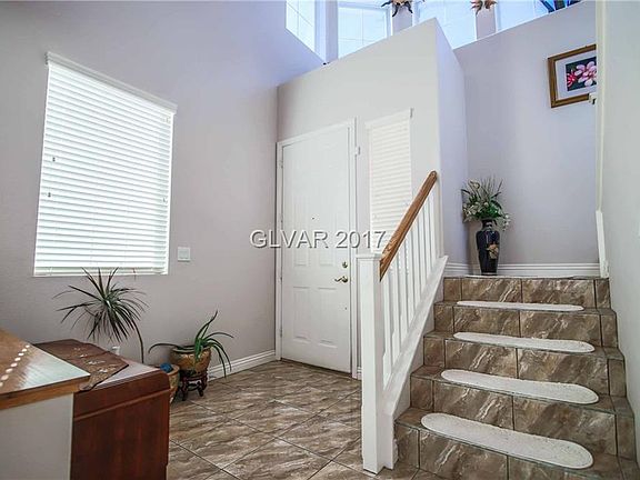 4th image of 9164 Cazador St