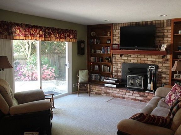 4th image of 2635 King Richard Dr
