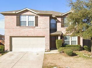 105 Blackforest Rd, Krum, TX 76249