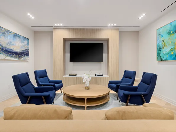 15 West 96th Street image 22 of 26