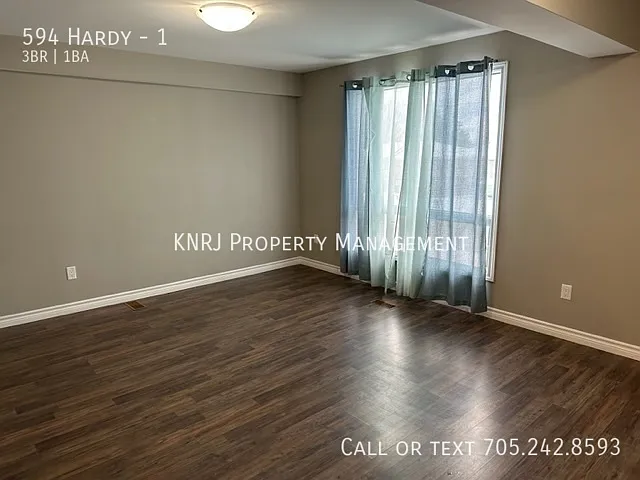 594 Hardy St #1 — Photo 5