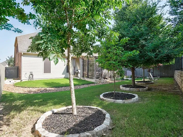 12407 Altamira St — Photo 5