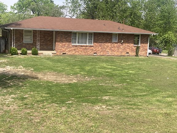 2nd image of 3140 Anderson Rd