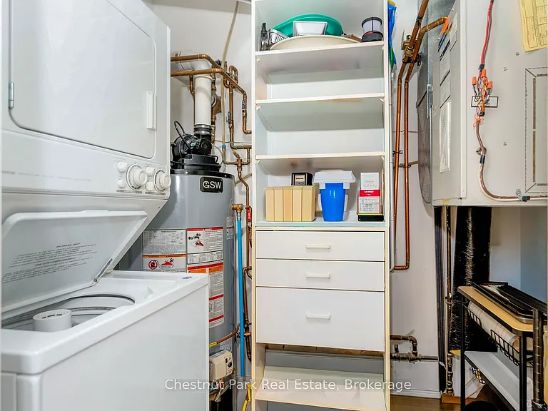 679 Johnston Park Ave — Photo 34