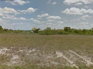 1735 NW 9th Pl, Cape Coral, FL 33993