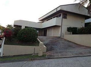 679 Kahiau Loop, Honolulu, HI 96821