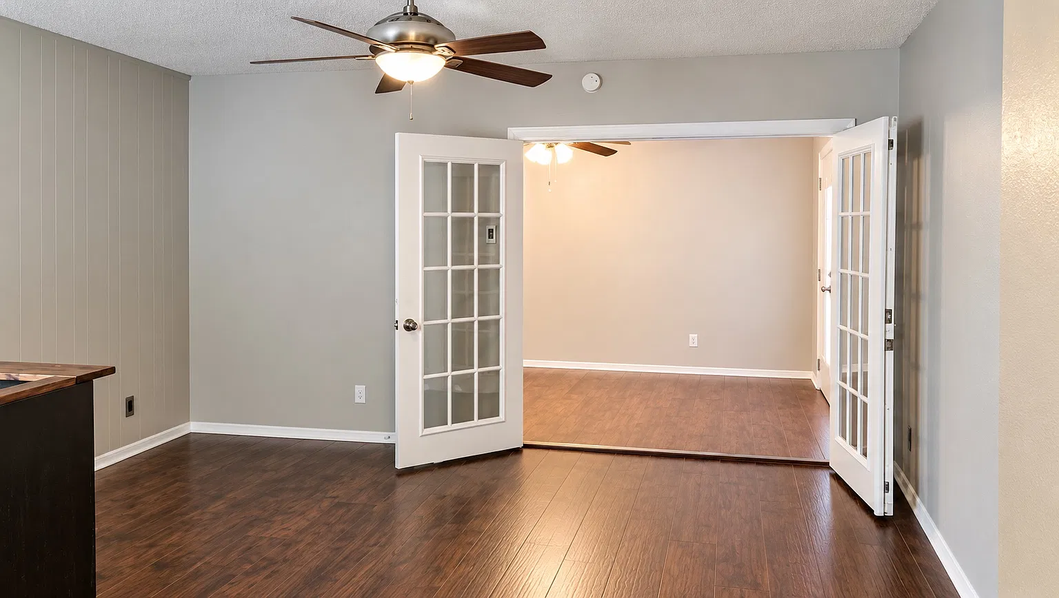 3 bed, 1.5 bath, 1017 sqft, $1,900 — Photo 3