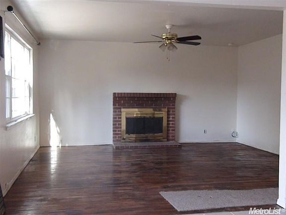 3rd image of 2123 Franklin Ave