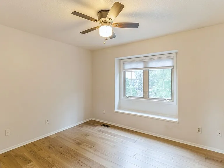 13585 Summit Dr — Photo 18