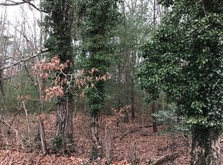 Hall Ave SW, Wise, VA 24293