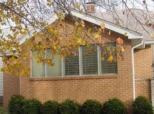 1912 N College St, Decatur, IL 62526