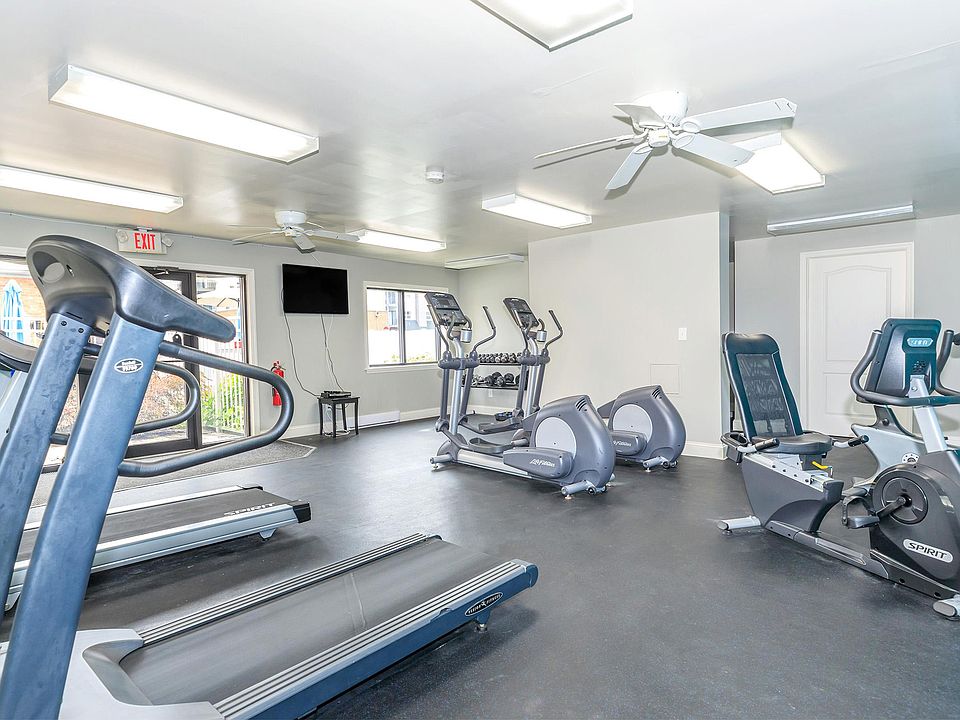 London Square and Blue Spruce 701 London Square Dr Clifton Park NY Zillow