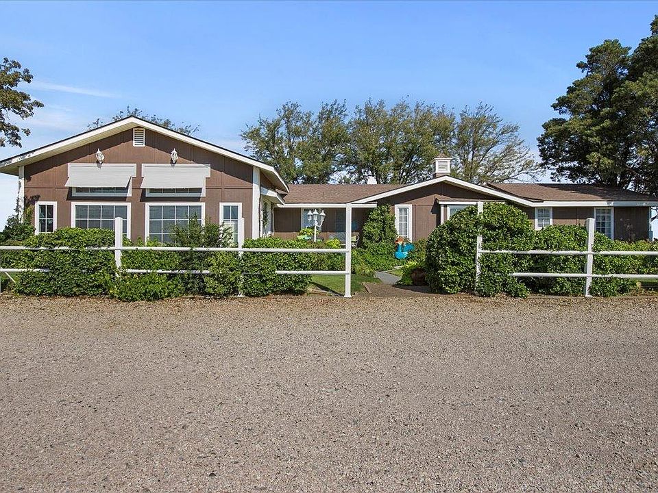 1155 County Road 211, Seagraves, TX 79359 Zillow
