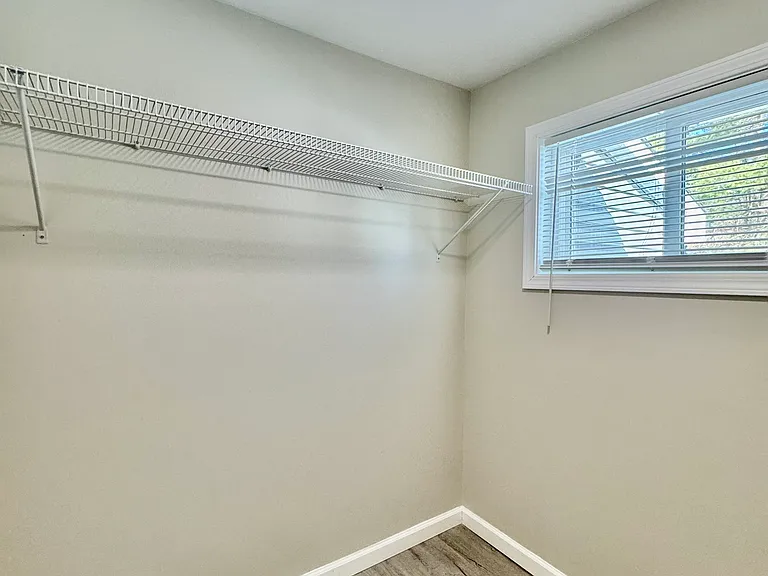 1070 Hightop Rd — Photo 24