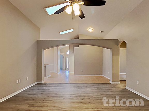 5th image of 3027 Wild Pepper Ave