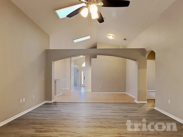 3027 Wild Pepper Ave — Photo 5