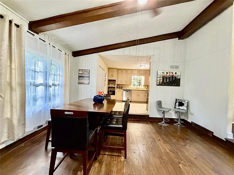 665 Arnold Rd — Photo 8