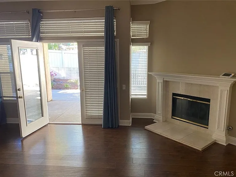 357 S San Vicente Ln — Photo 18