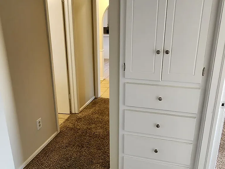4000 Vickie Dr — Photo 9