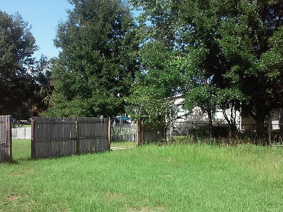4th image of 9730 Silverbend Dr