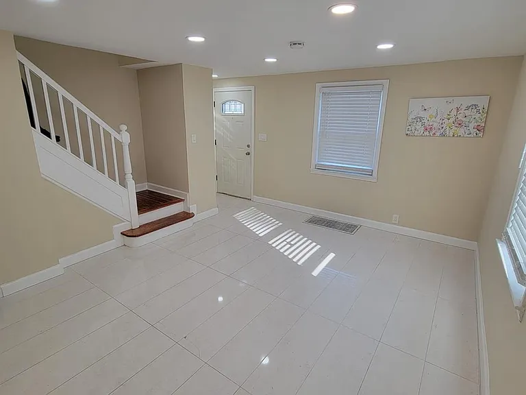 333 Brinton Ave — Photo 7