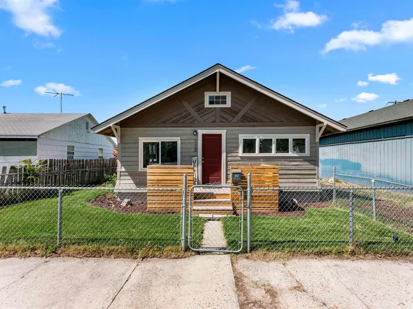 112 Dearborn St, Caldwell, ID 83605