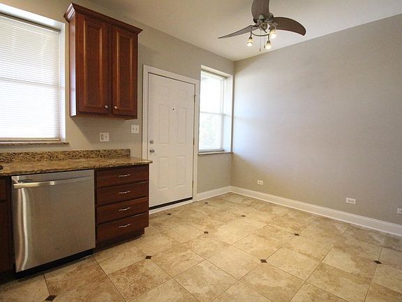 3rd image of 6506 S Ellis Ave Unit 3N