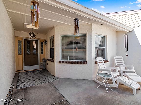 4th image of 3660 Sawgrass Dr