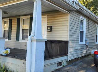 209 Hillcrest Dr, Johnson City, TN 37604