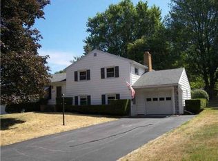 358 Whipple Ln, Rochester, NY 14622