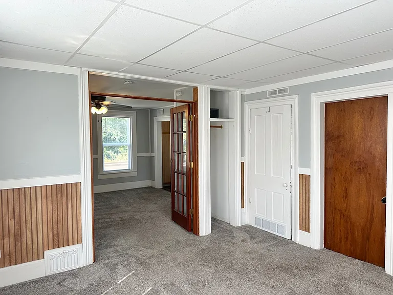 326 Railroad St #2 — Photo 9