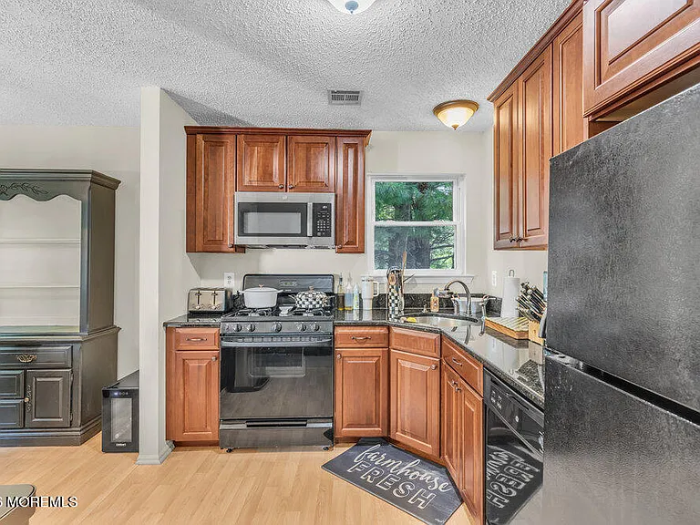 129 Gettysburg Ln — Photo 11