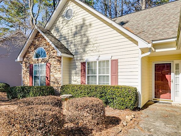 2nd image of 2616 English Oaks Ln NW