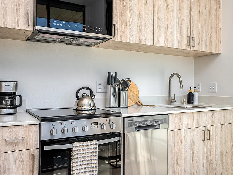 One Twenty Up | Furnished Urban 1 Bedroom